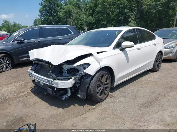 3FA6P0HD2KR163089 2019 FORD FUSION - Image 2