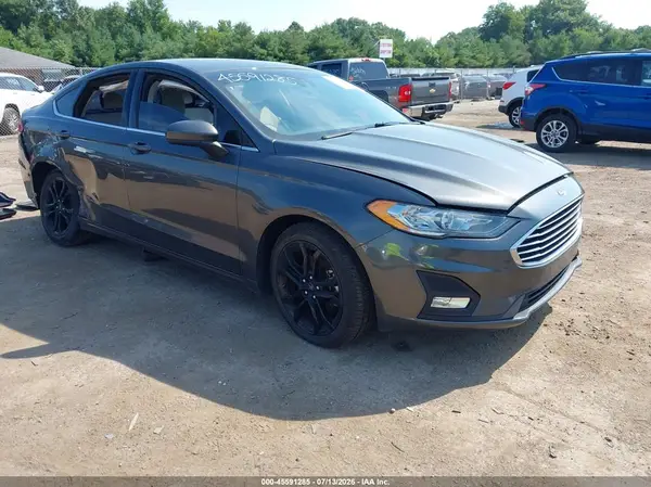 3FA6P0HD2KR163982 2019 FORD FUSION - Image 1