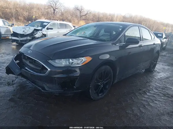 3FA6P0HD2KR164842 2019 FORD FUSION - Image 2