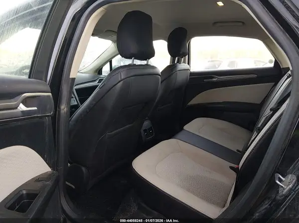 3FA6P0HD2KR164842 2019 FORD FUSION - Image 8