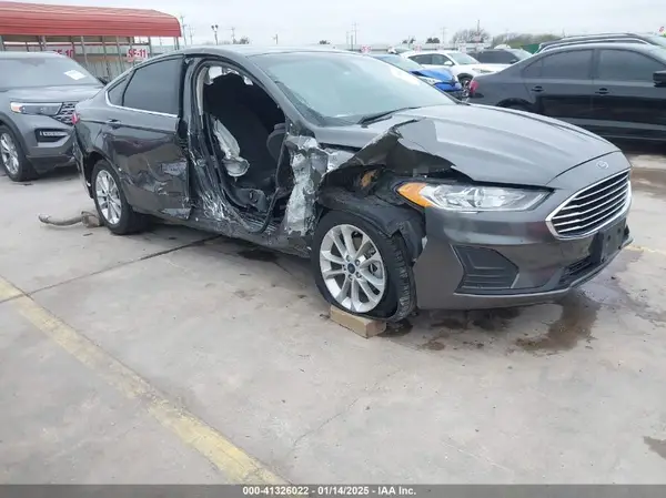 3FA6P0HD2KR170737 2019 FORD FUSION - Image 1