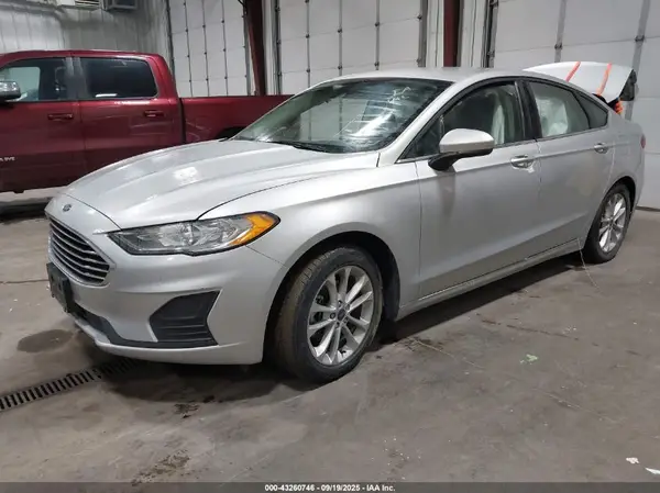 3FA6P0HD2KR173573 2019 FORD FUSION - Image 2