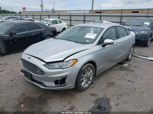 3FA6P0HD2KR198828 2019 FORD FUSION - Image 2
