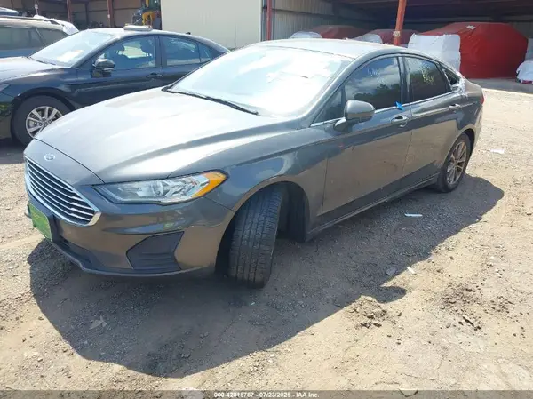 3FA6P0HD2KR203378 2019 FORD FUSION - Image 2