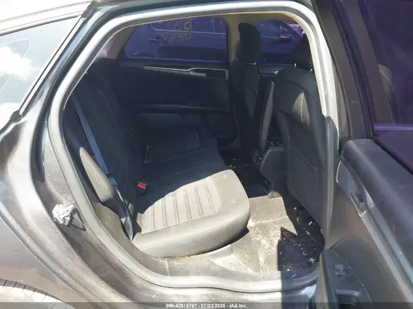 3FA6P0HD2KR203378 2019 FORD FUSION - Image 8