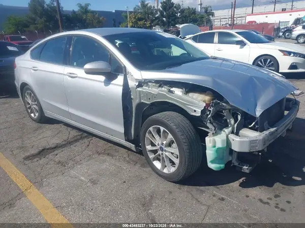 3FA6P0HD2KR216115 2019 FORD FUSION - Image 1