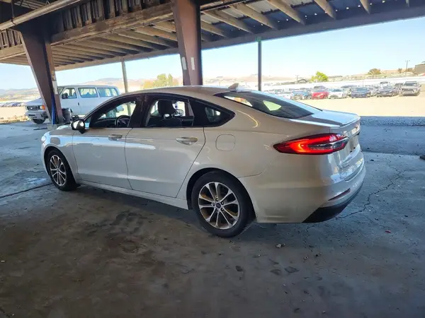3FA6P0HD2KR216471 2019 FORD FUSION - Image 2