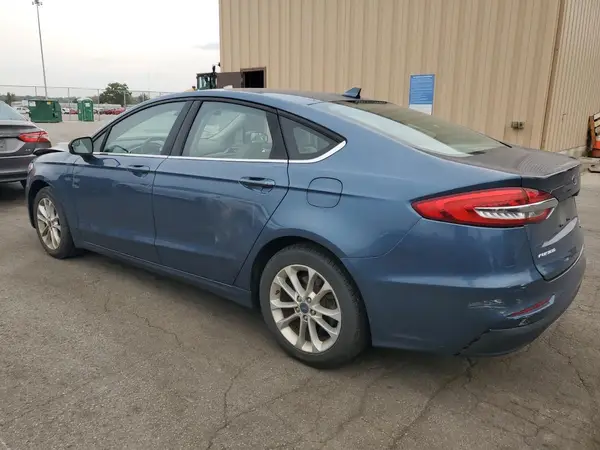 3FA6P0HD2KR218804 2019 FORD FUSION - Image 2