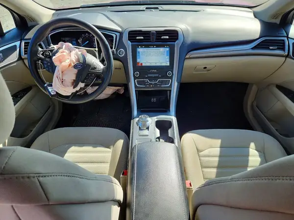 3FA6P0HD2KR230435 2019 FORD FUSION - Image 8