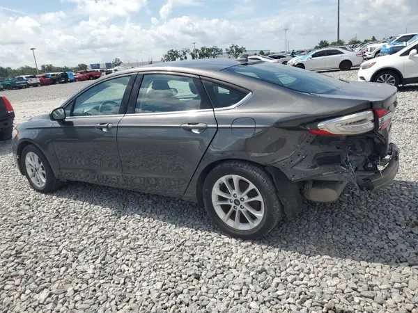 3FA6P0HD2KR230564 2019 FORD FUSION - Image 2