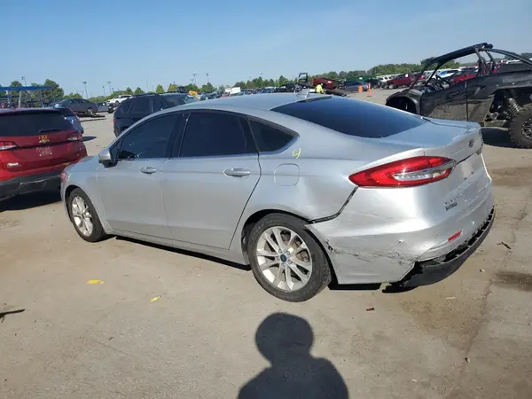 3FA6P0HD2KR231908 2019 FORD FUSION - Image 2