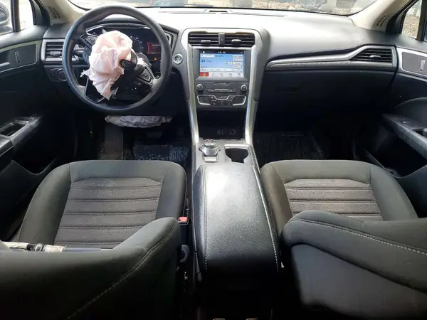 3FA6P0HD2KR243217 2019 FORD FUSION - Image 8