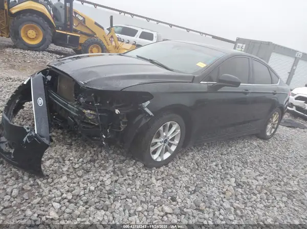 3FA6P0HD2KR246697 2019 FORD FUSION - Image 2