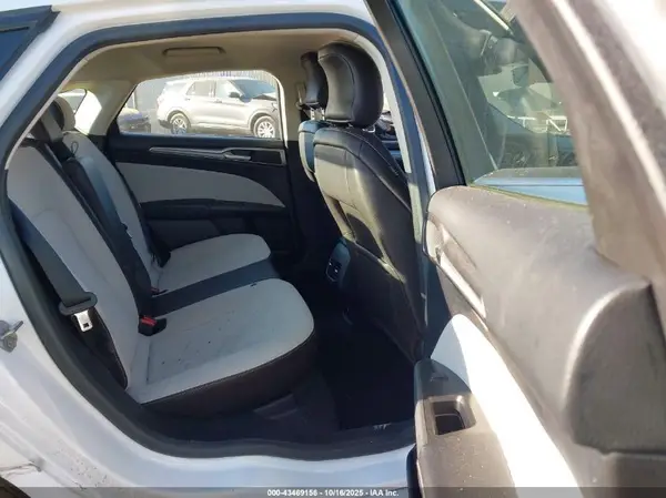 3FA6P0HD2KR248983 2019 FORD FUSION - Image 8