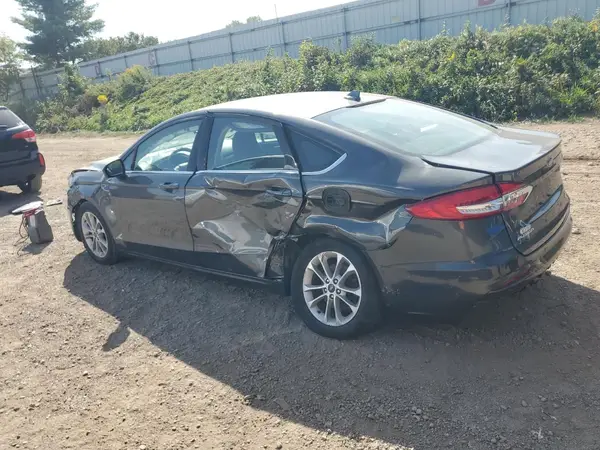 3FA6P0HD2KR249731 2019 FORD FUSION - Image 2
