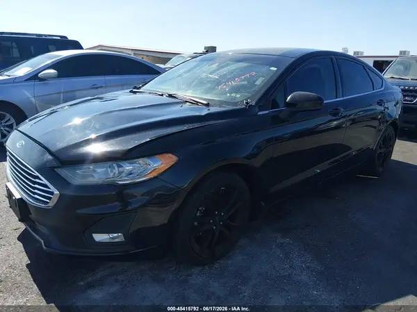 3FA6P0HD2KR252077 2019 FORD FUSION - Image 2