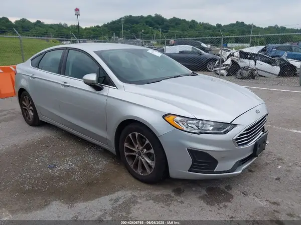 3FA6P0HD2KR268523 2019 FORD FUSION - Image 1