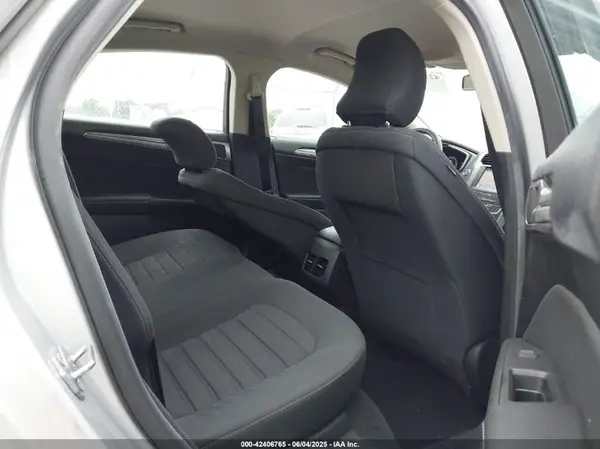 3FA6P0HD2KR268523 2019 FORD FUSION - Image 8
