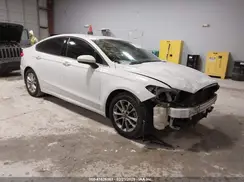 3FA6P0HD2KR276587 2019 FORD FUSION