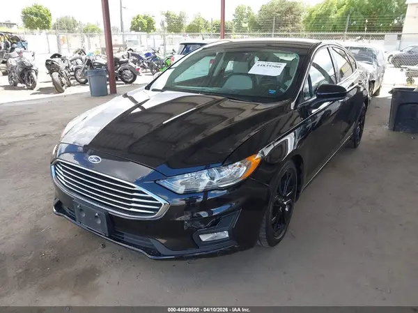 3FA6P0HD2KR276623 2019 FORD FUSION - Image 2