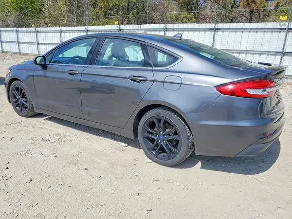 3FA6P0HD2KR281174 2019 FORD FUSION - Image 2