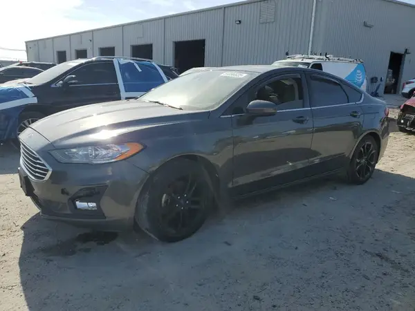 3FA6P0HD2LR105761 2020 FORD FUSION - Image 1