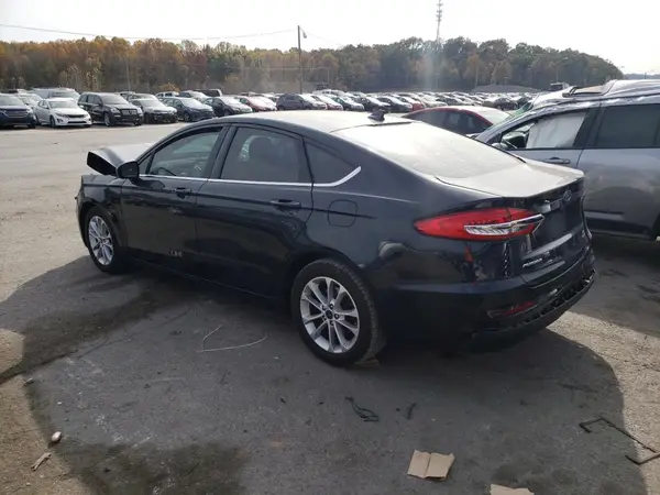 3FA6P0HD2LR107235 2020 FORD FUSION - Image 2