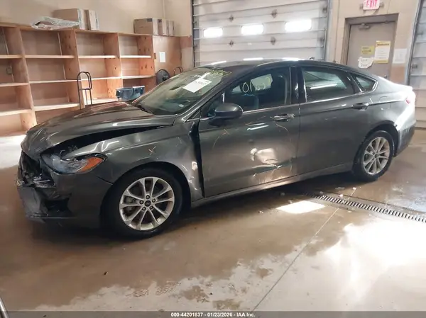 3FA6P0HD2LR107431 2020 FORD FUSION - Image 2