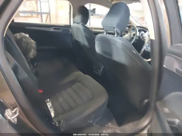 3FA6P0HD2LR107431 2020 FORD FUSION - Image 8