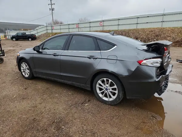 3FA6P0HD2LR107512 2020 FORD FUSION - Image 2