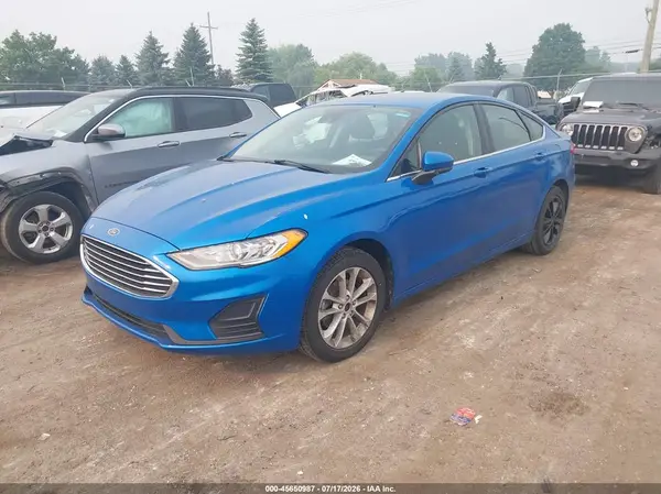3FA6P0HD2LR108109 2020 FORD FUSION - Image 2