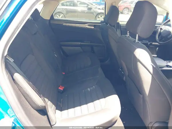 3FA6P0HD2LR110491 2020 FORD FUSION - Image 8