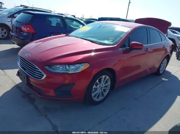 3FA6P0HD2LR111558 2020 FORD FUSION - Image 2