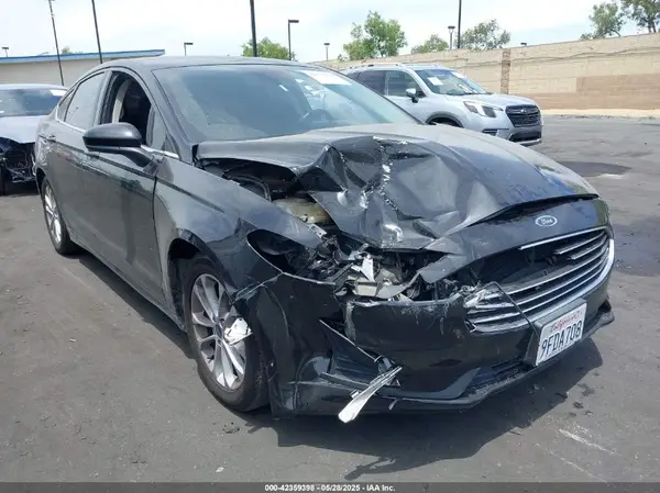 3FA6P0HD2LR120129 2020 FORD FUSION - Image 1