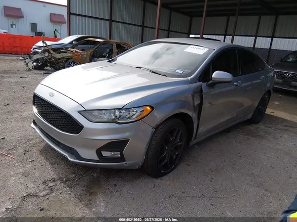 3FA6P0HD2LR125802 2020 FORD FUSION - Image 2