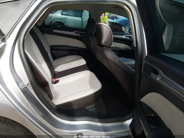 3FA6P0HD2LR125802 2020 FORD FUSION - Image 8