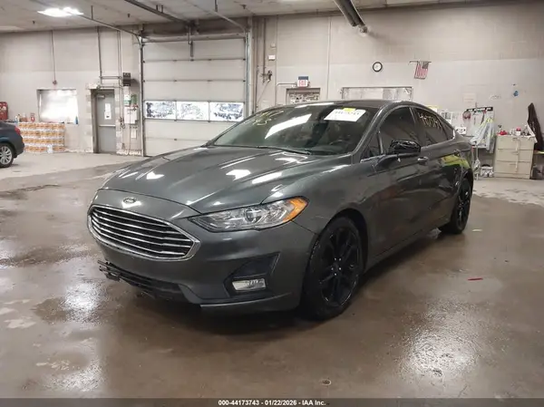 3FA6P0HD2LR126772 2020 FORD FUSION - Image 2