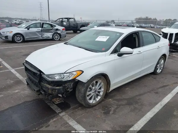 3FA6P0HD2LR136329 2020 FORD FUSION - Image 2