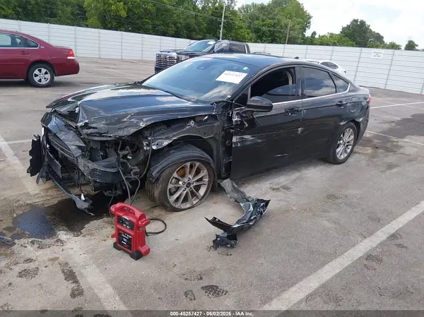 3FA6P0HD2LR150487 2020 FORD FUSION - Image 2