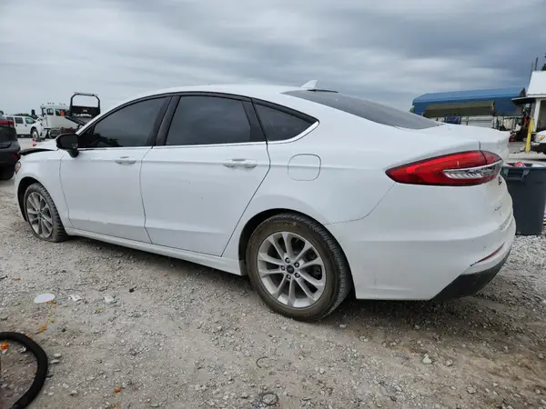 3FA6P0HD2LR153454 2020 FORD FUSION - Image 2
