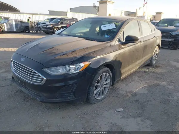 3FA6P0HD2LR155205 2020 FORD FUSION - Image 2