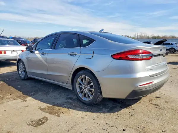 3FA6P0HD2LR159562 2020 FORD FUSION - Image 2