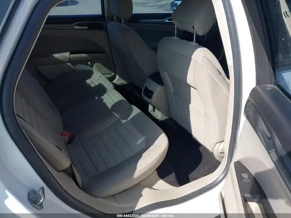 3FA6P0HD2LR161053 2020 FORD FUSION - Image 8