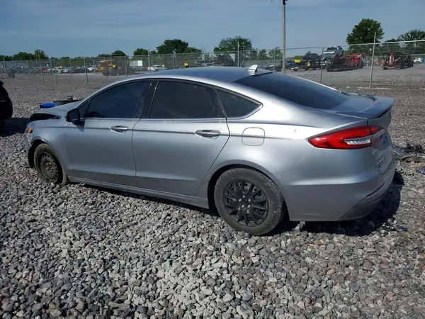 3FA6P0HD2LR165068 2020 FORD FUSION - Image 2