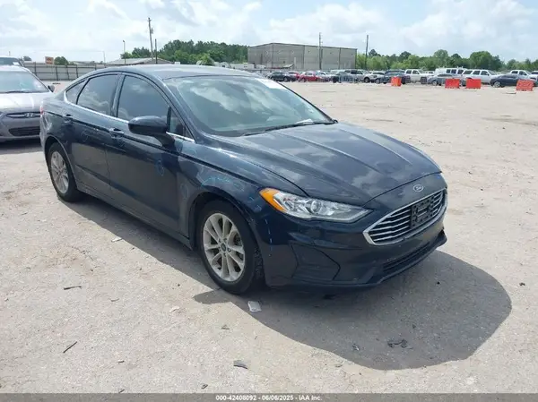 3FA6P0HD2LR165393 2020 FORD FUSION - Image 1