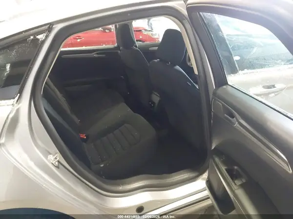 3FA6P0HD2LR167239 2020 FORD FUSION - Image 8