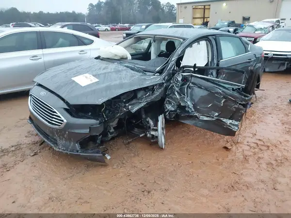 3FA6P0HD2LR170240 2020 FORD FUSION - Image 2