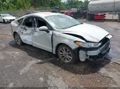 3FA6P0HD2LR170660 2020 FORD FUSION