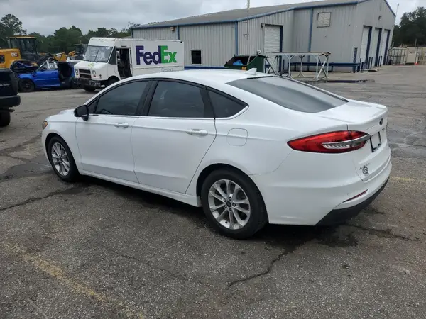 3FA6P0HD2LR172411 2020 FORD FUSION - Image 2
