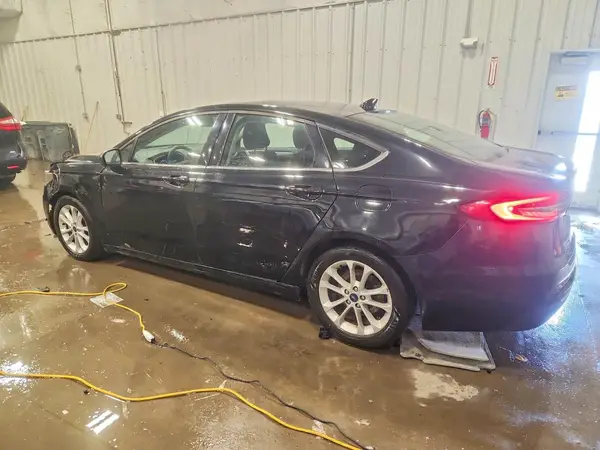 3FA6P0HD2LR172635 2020 FORD FUSION - Image 2